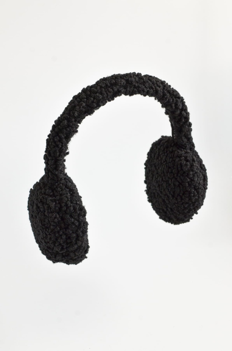 Навушники хутряні «Тедді» чорного кольору 131111 фото